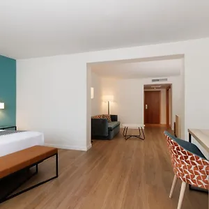 **** Otel Exe Avusturya