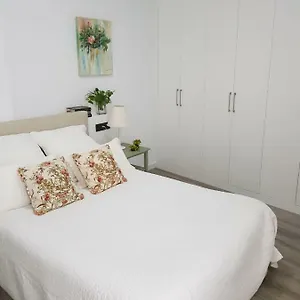 Casa Aguilas Apartment Seville